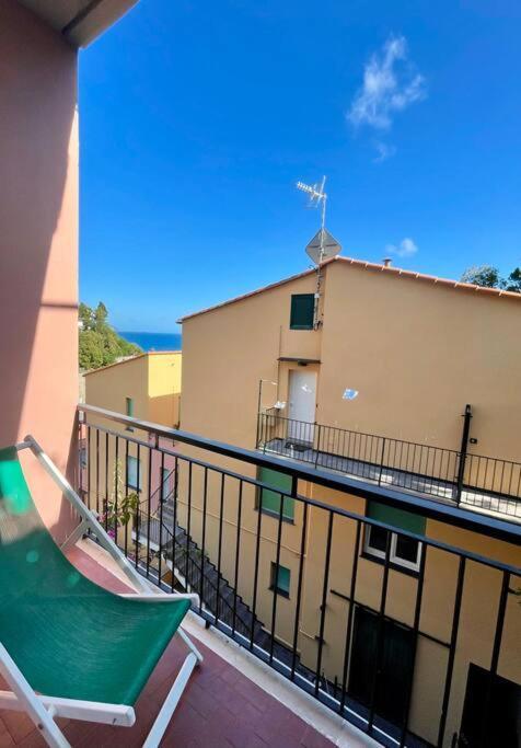 2-Bedroom Sunny Sea View With Balcony, La Casa Di Christine Монтероссо-аль-Маре Екстер'єр фото