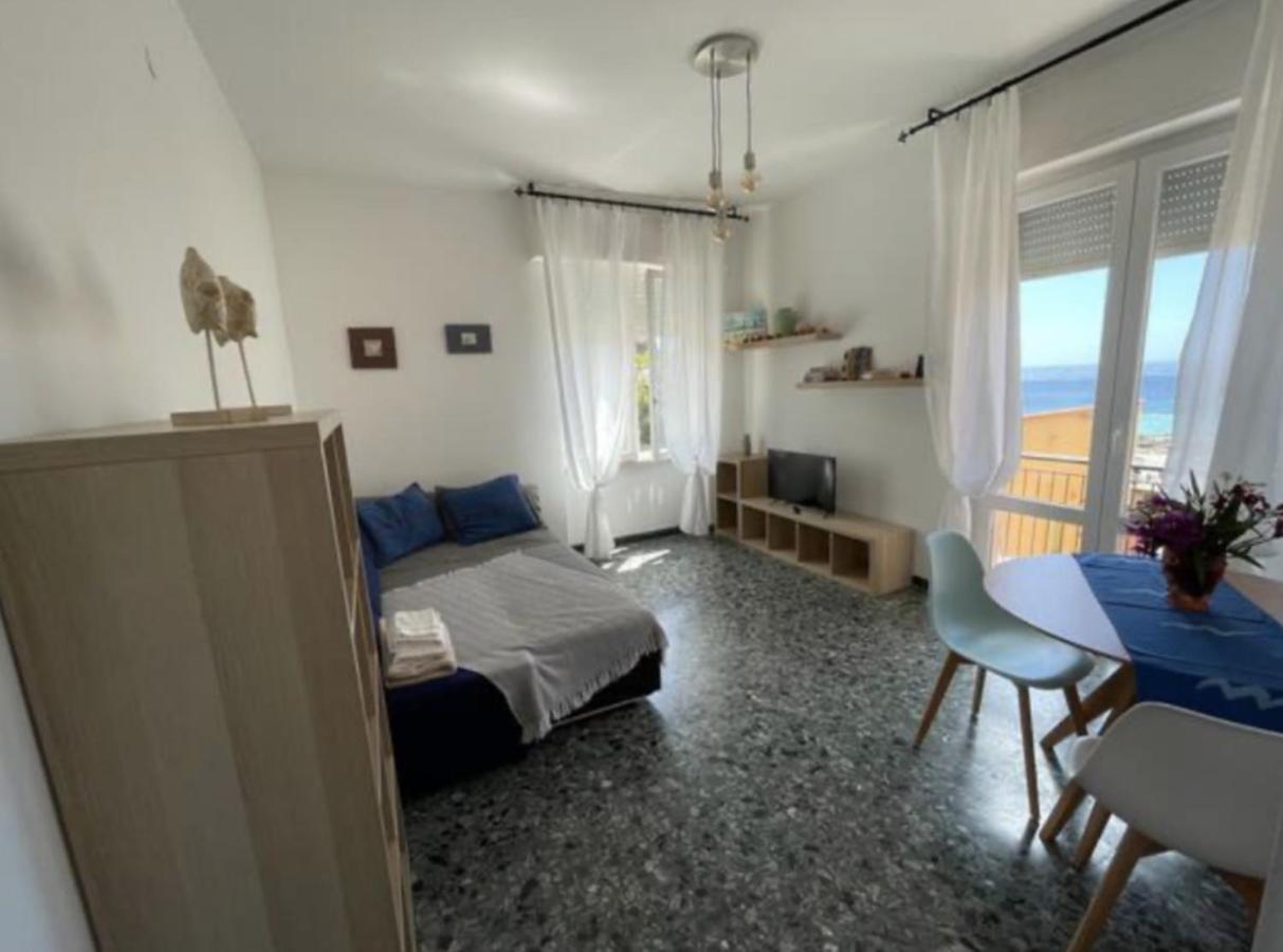 2-Bedroom Sunny Sea View With Balcony, La Casa Di Christine Монтероссо-аль-Маре Екстер'єр фото
