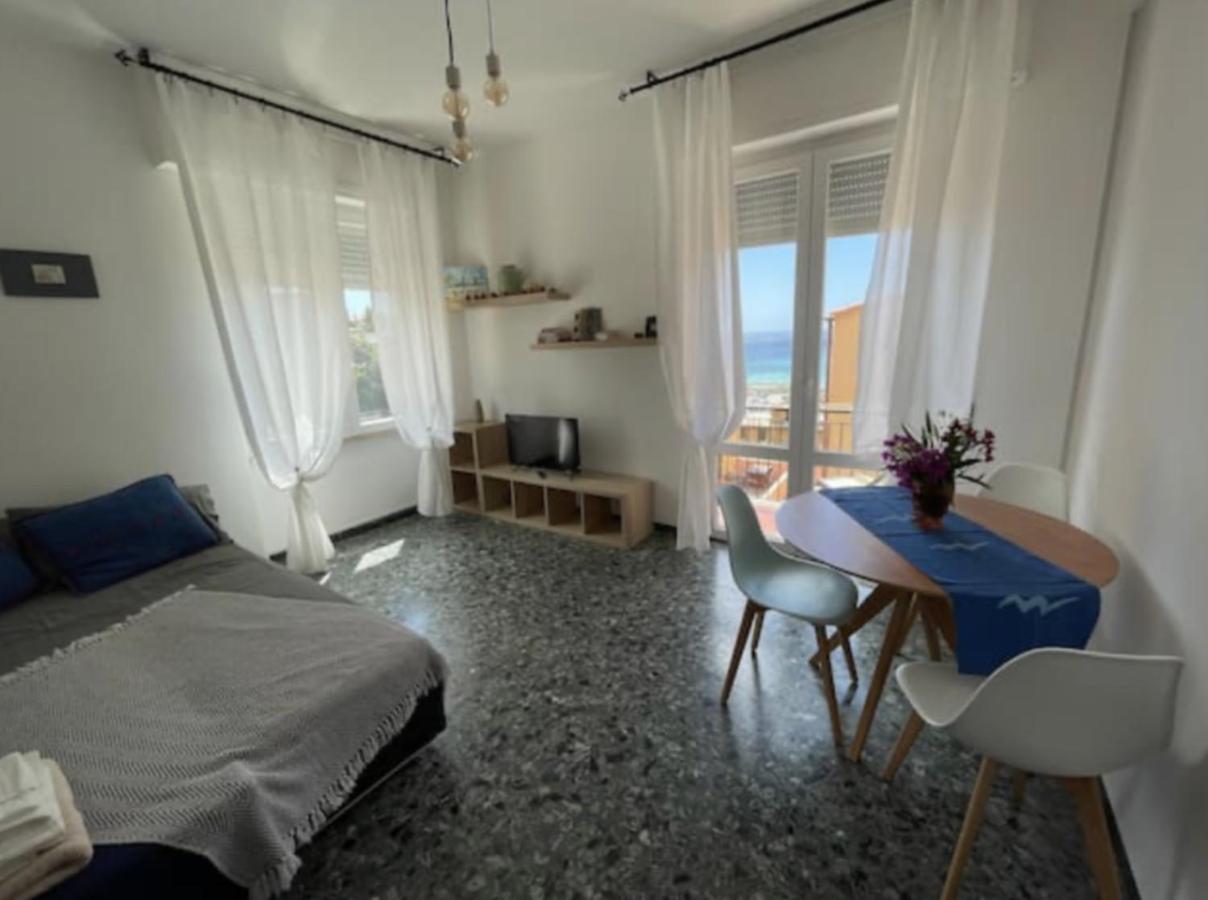 2-Bedroom Sunny Sea View With Balcony, La Casa Di Christine Монтероссо-аль-Маре Екстер'єр фото