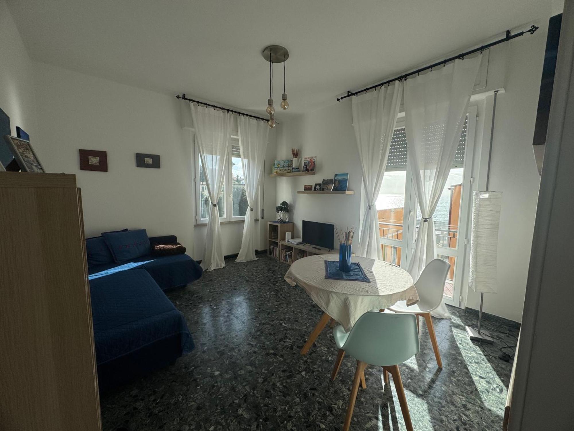 2-Bedroom Sunny Sea View With Balcony, La Casa Di Christine Монтероссо-аль-Маре Екстер'єр фото